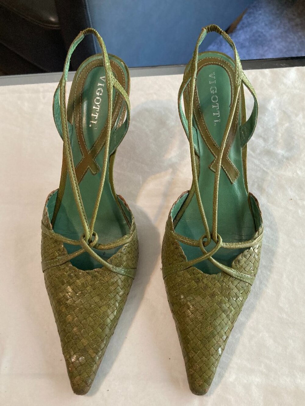 Vigotti Soma Khaki woven leather slingback pumps Size 7.5M